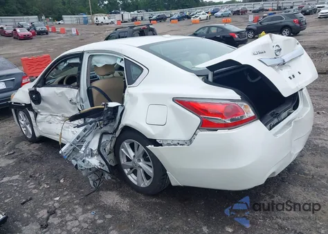 2015 Nissan Altima 2.5 Sv from USA, damaged, VIN 1N4AL3AP7FC155294